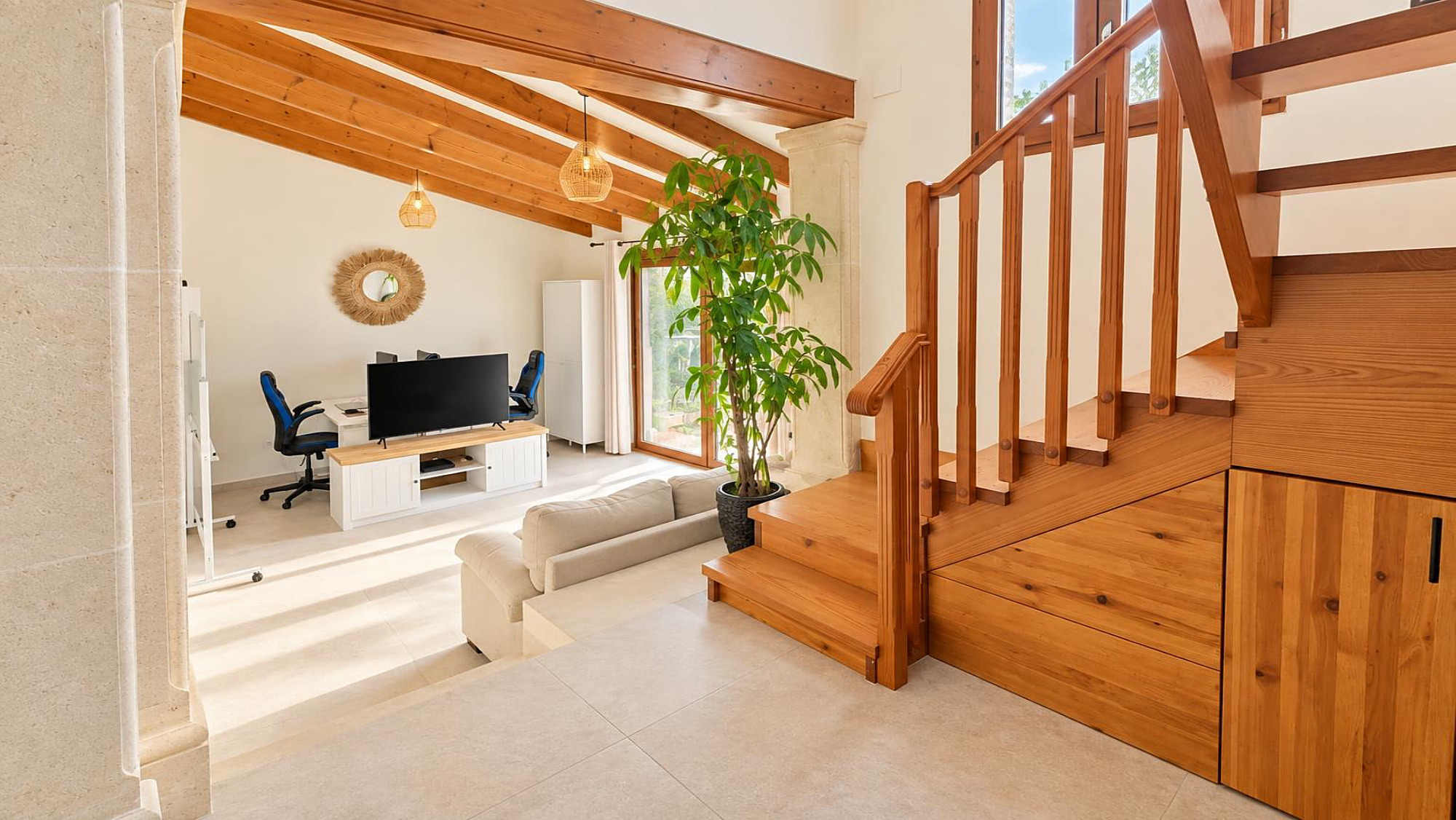 Komplett renovierte Villa zum Verkauf in Jávea, nur wenige Gehminuten von der Altstadt entfernt