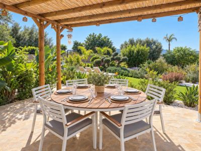 Komplett renovierte Villa zum Verkauf in Jávea, nur wenige Gehminuten von der Altstadt entfernt