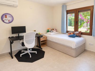 Komplett renovierte Villa zum Verkauf in Jávea, nur wenige Gehminuten von der Altstadt entfernt