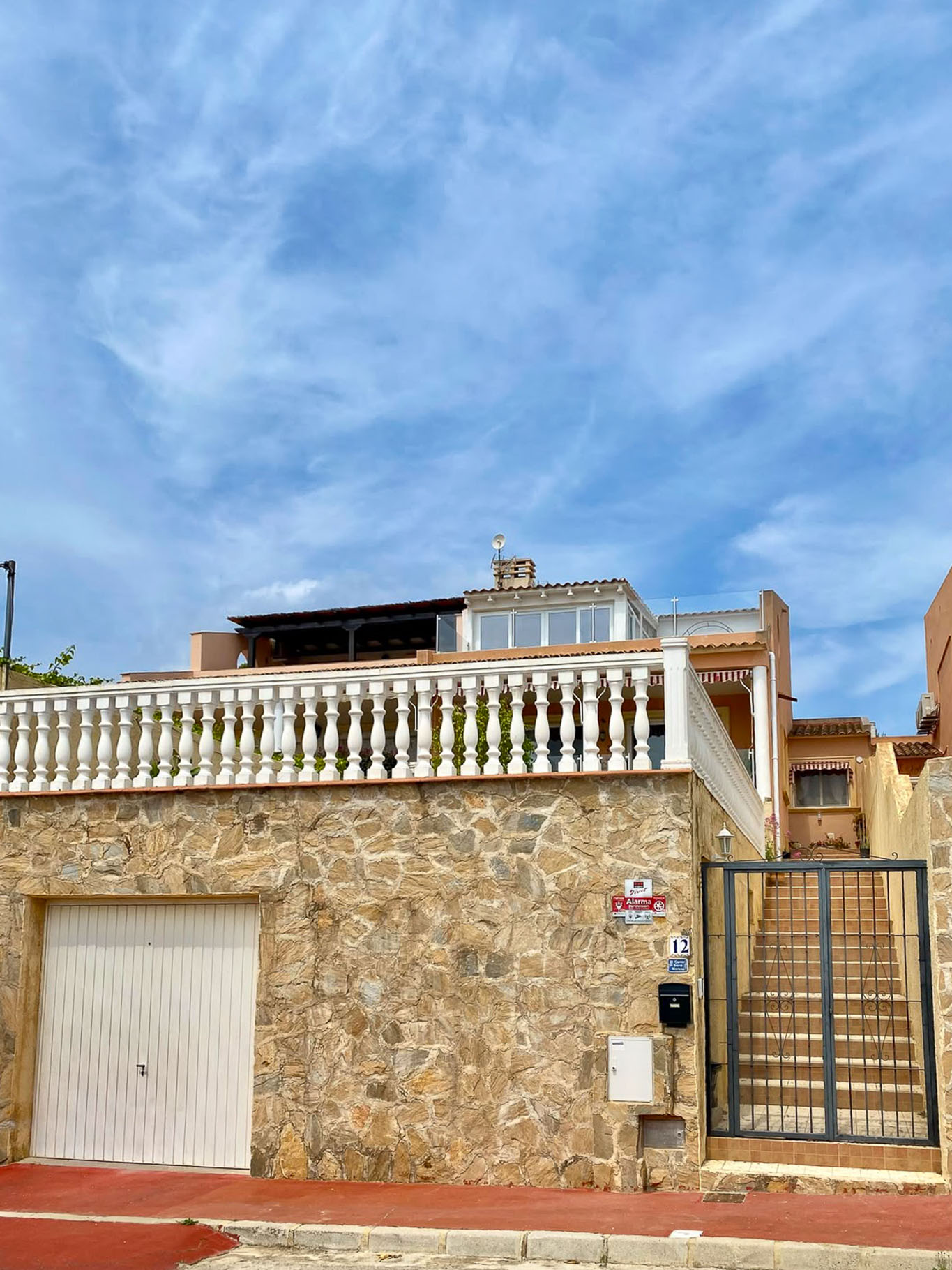 Hausfassade und Eingang