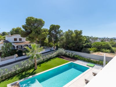 Pool und Garten