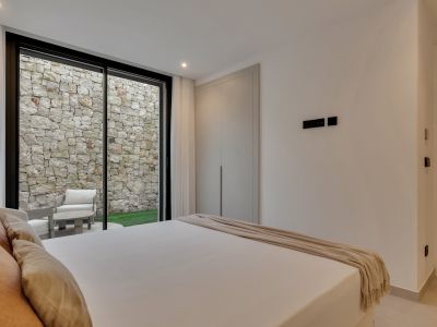 Schlafzimmer mit privatem Innenhof