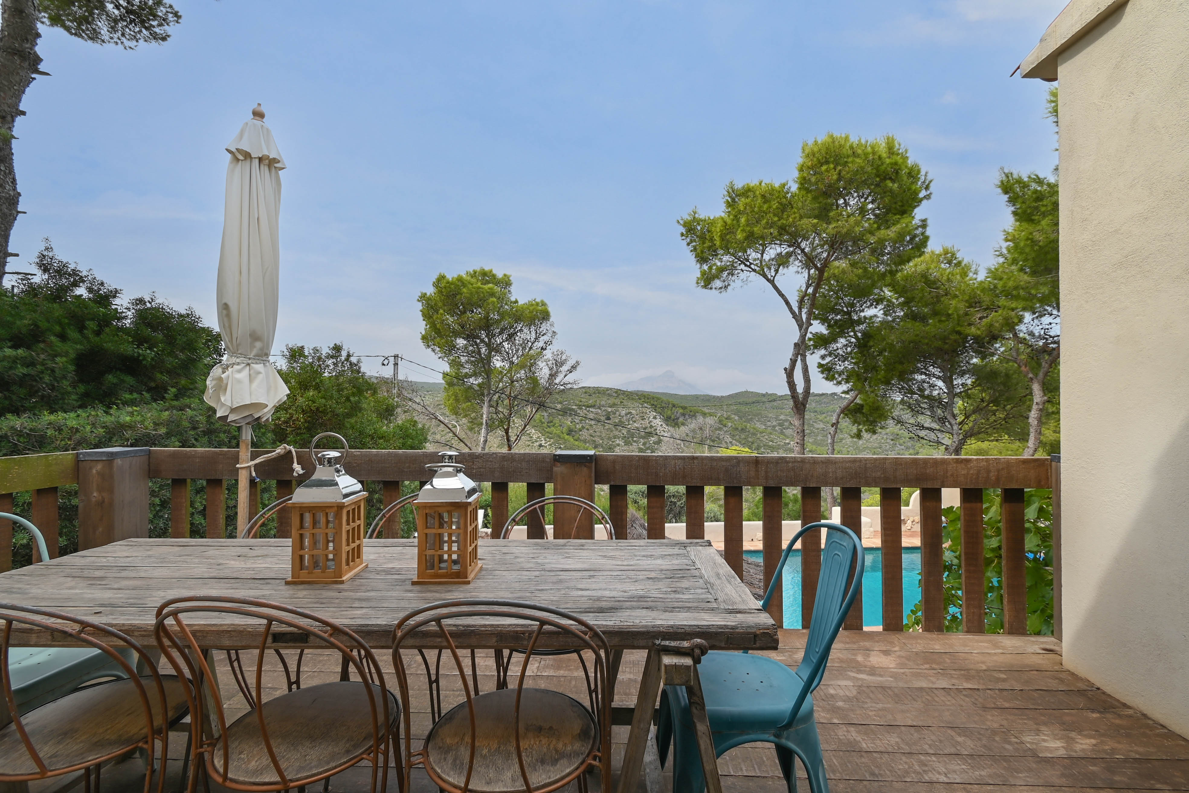 Charmante 4-Schlafzimmer-Villa mit Meerblick & Pool in Jávea