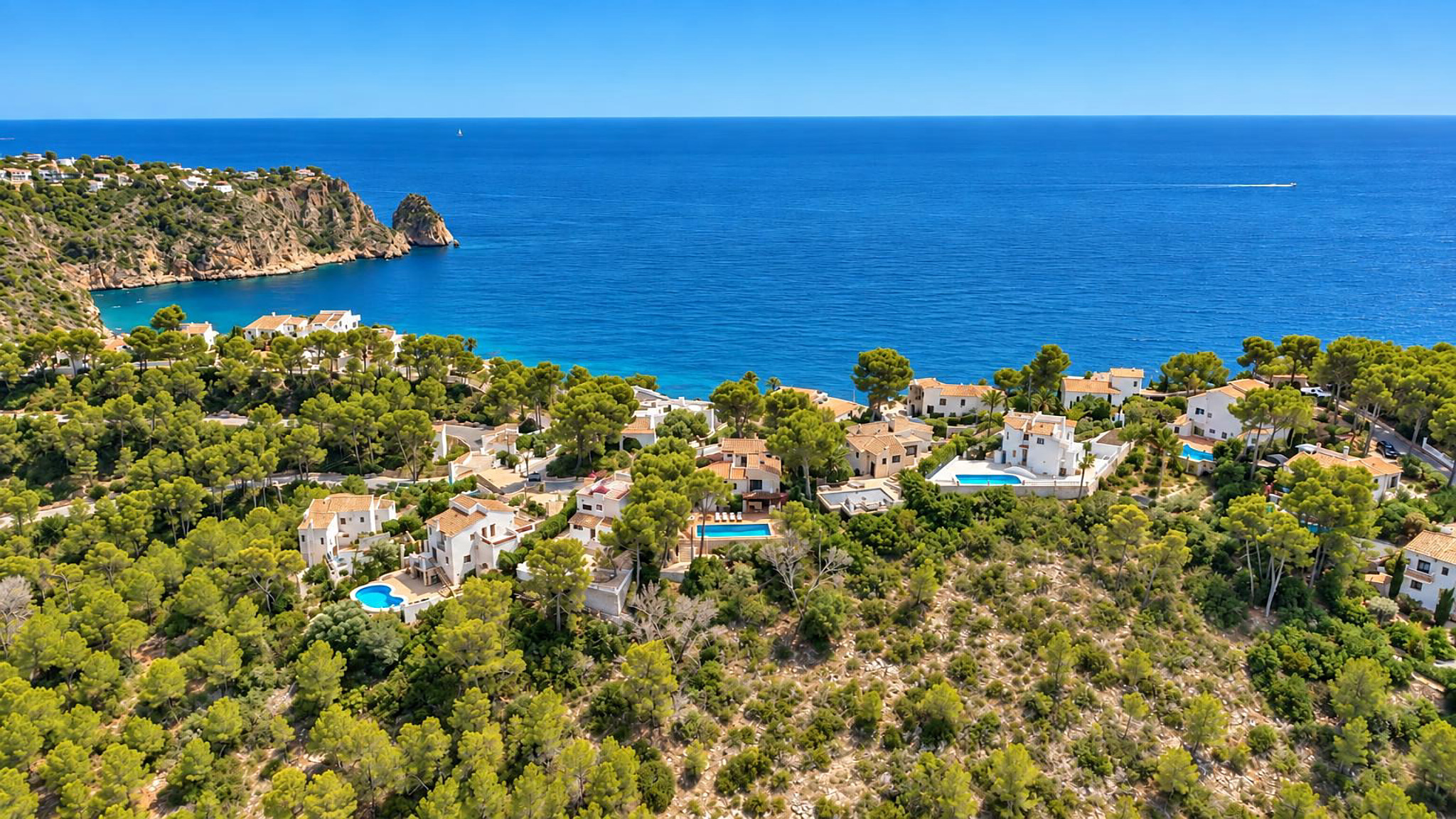 Charmante 4-Schlafzimmer-Villa mit Meerblick & Pool in Jávea