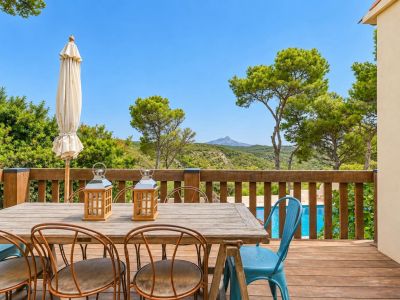 Charmante 4-Schlafzimmer-Villa mit Meerblick & Pool in Jávea