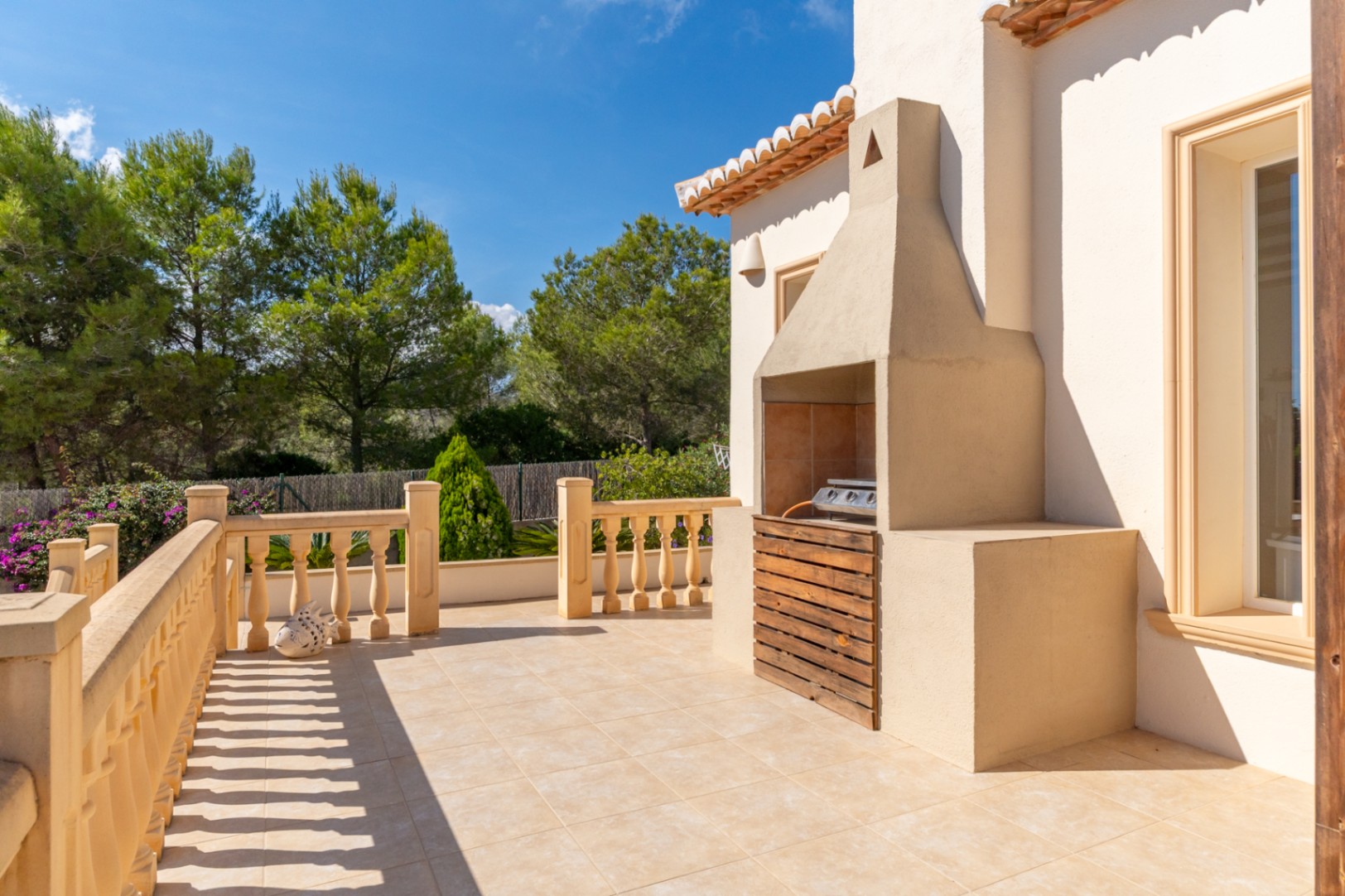 Terrasse mit Grill