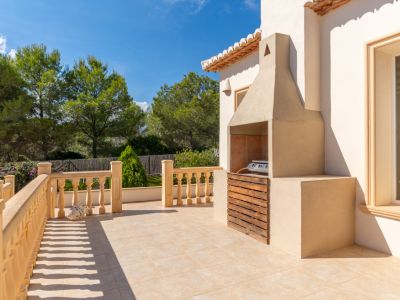 Terrasse mit Grill