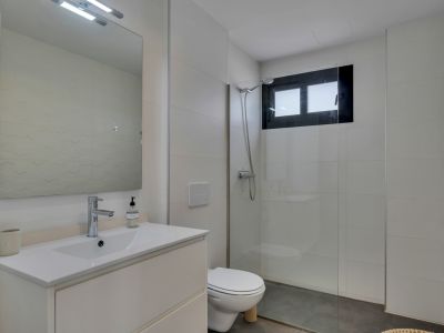 Badezimmer mit Dusche