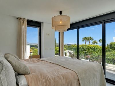 Schlafzimmer mit Balkon