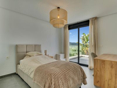Schlafzimmer mit Balkon