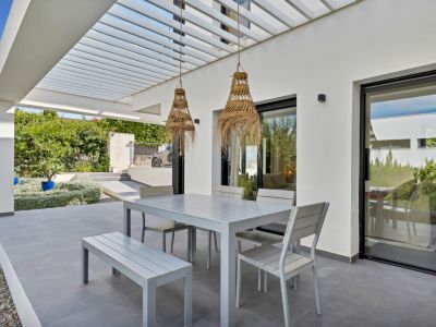 Terrasse mit Pergola