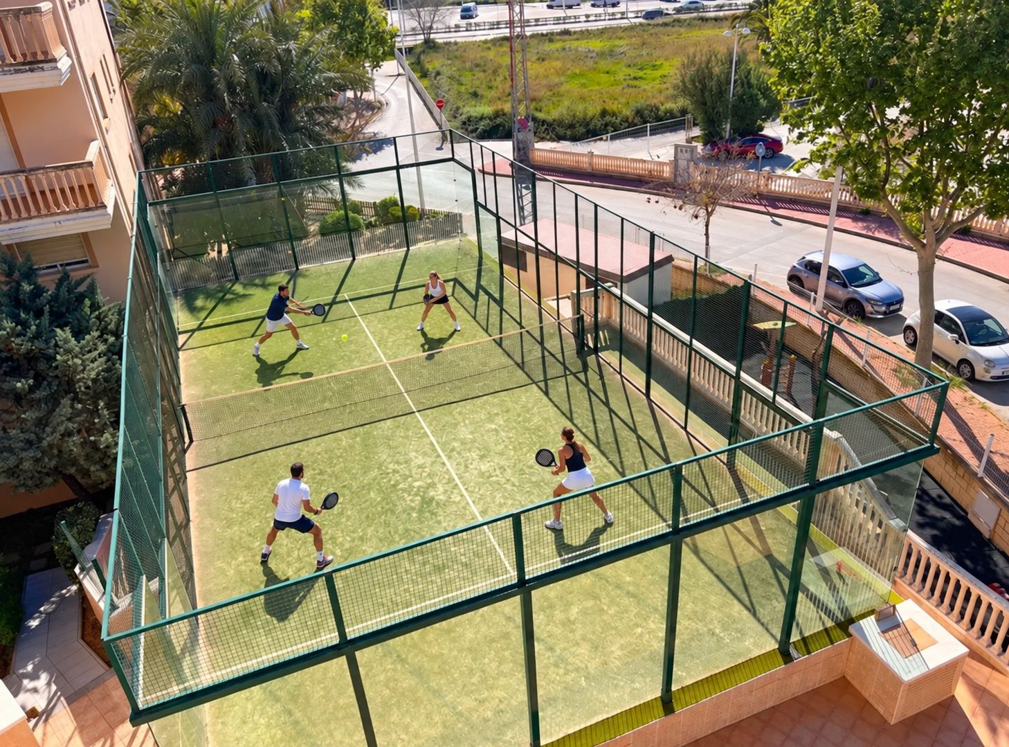 Gemeinschaftlicher Padel-Platz