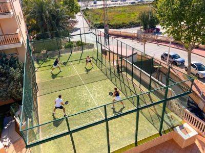 Gemeinschaftlicher Padel-Platz