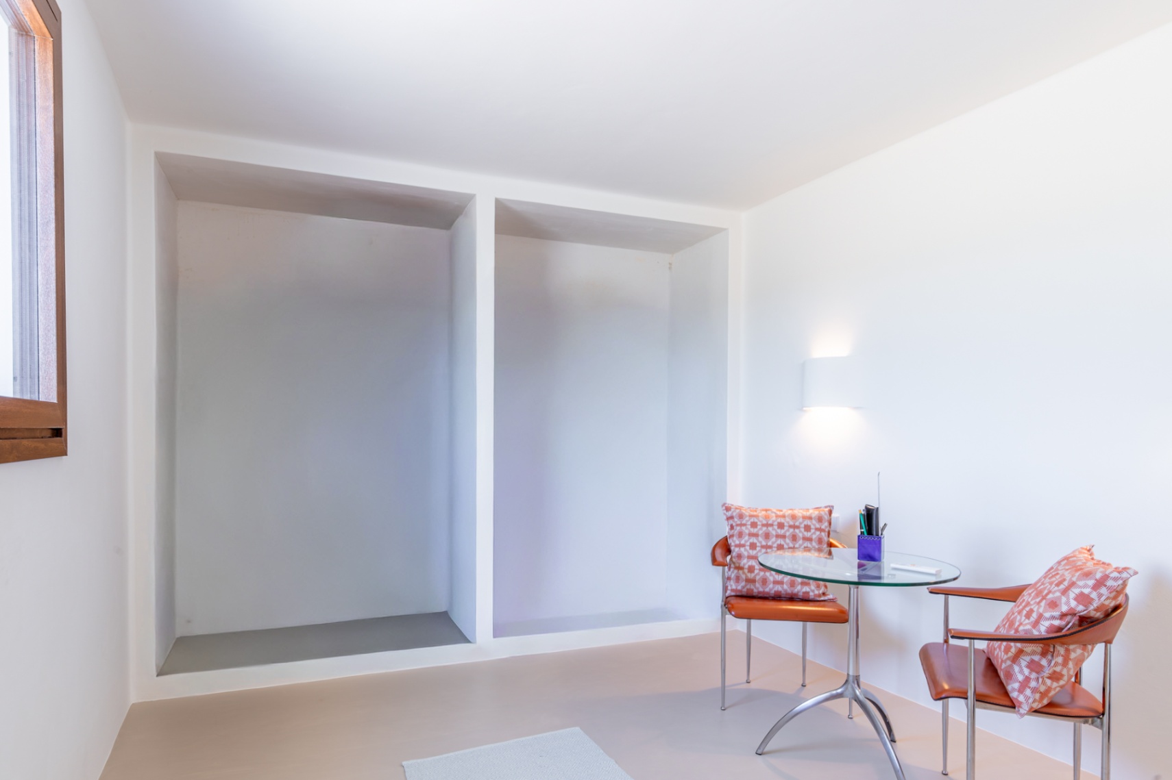 Schlafzimmer mit Einbauschränken