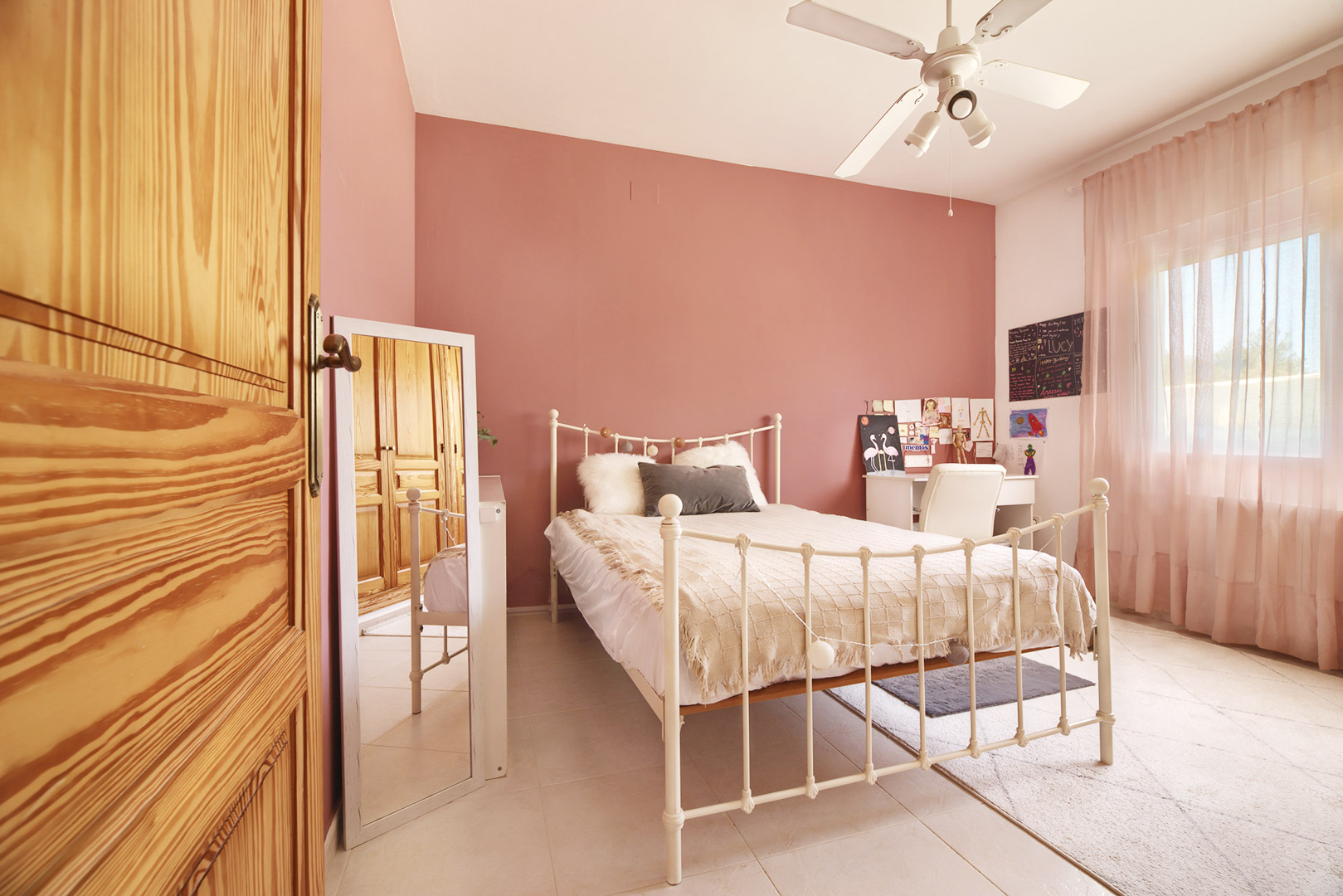 Schlafzimmer der Villa