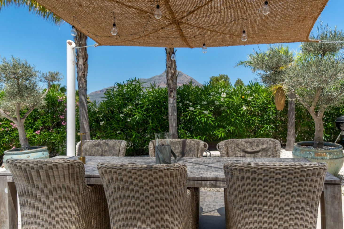 Terrasse mit Bergblick