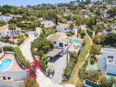 Luftaufnahme der Villa