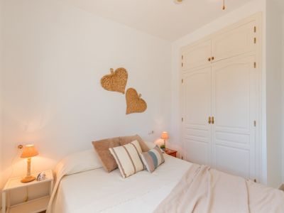 Schlafzimmer mit Einbauschrank