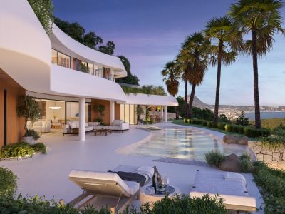 Terrasse und Pool mit Meerblick
