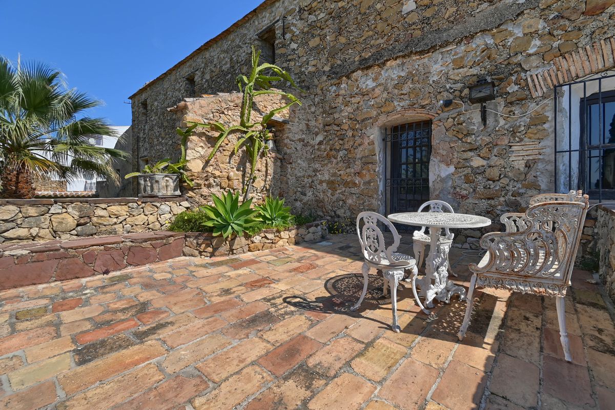Historisches Anwesen im Herzen von Jesús Pobre mit Pool und Montgó-Blick