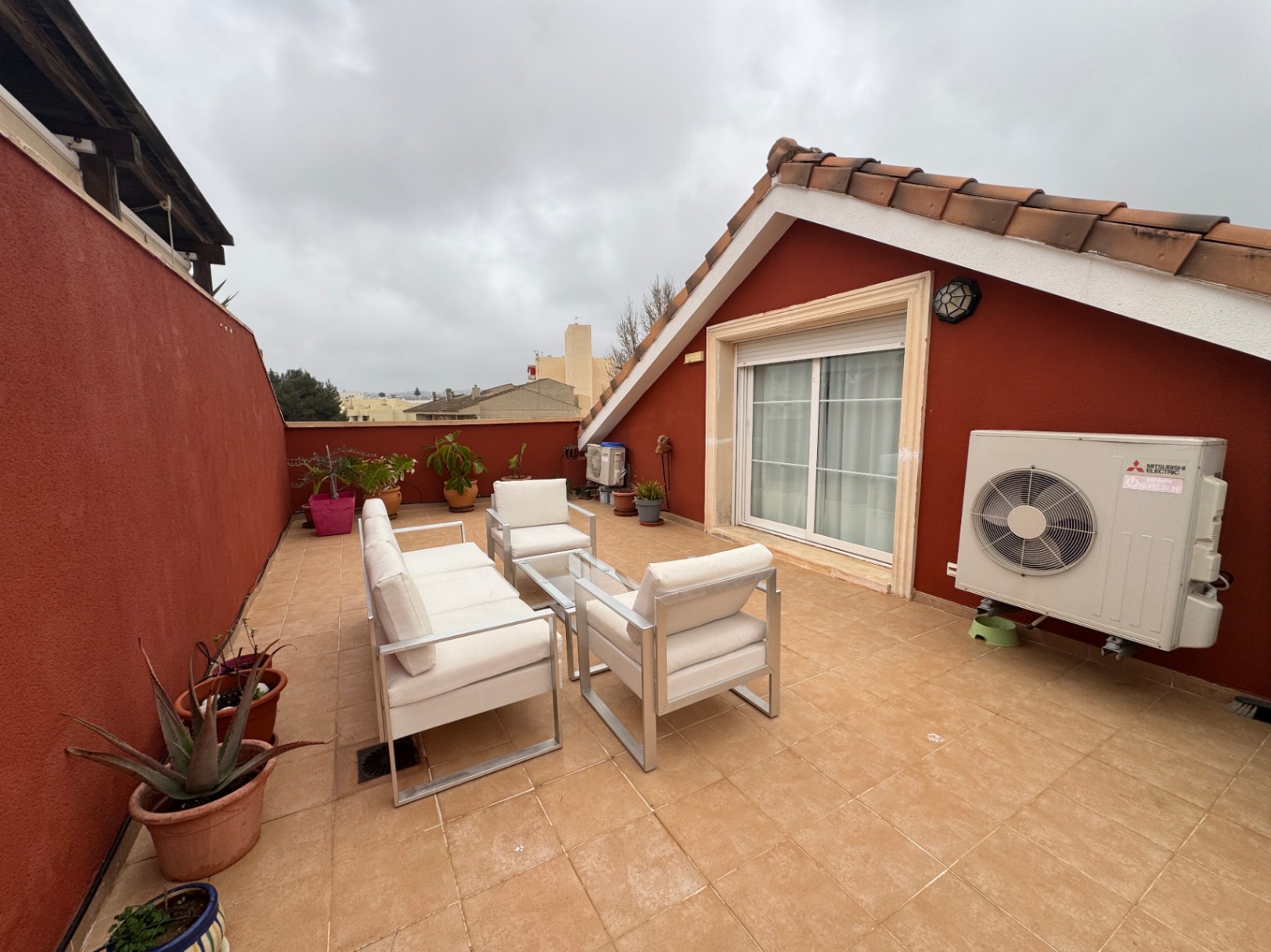 Geräumige Duplex-Wohnung in Dénia, Las Marinas mit Solarium