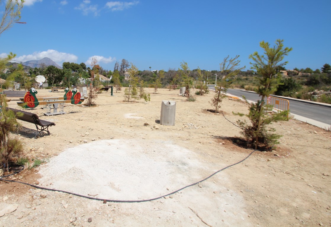 Baugrundstücke in Jávea mit Bergblick am Naturpark