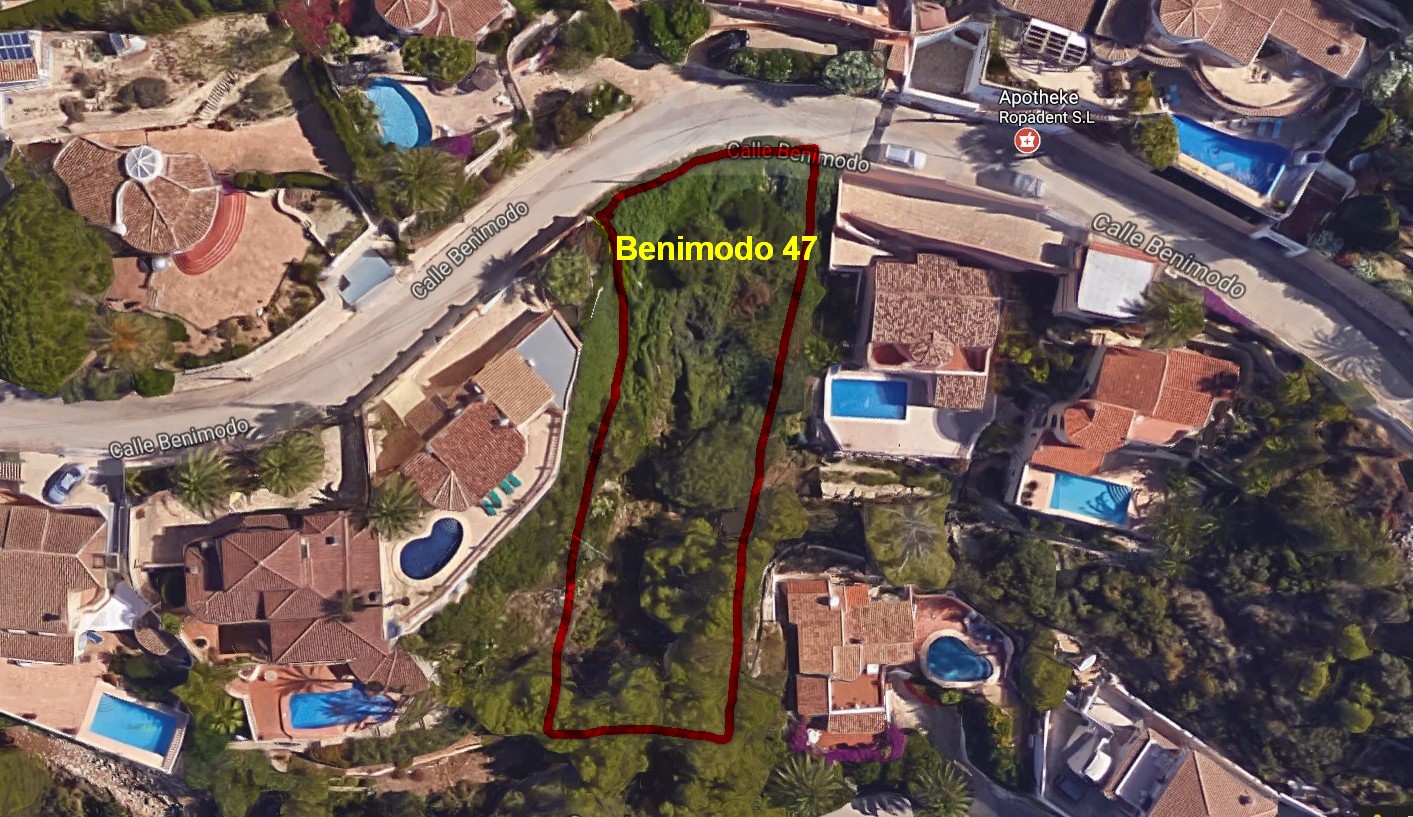 Baugrundstück in Moraira Benimeit mit Meerblick