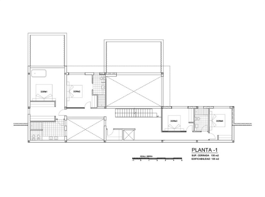 Detaillierter Grundriss des Obergeschosses mit der Aufteilung von vier Schlafzimmern, Badezimmern und Treppenhaus auf einer Fläche von 135 m2.