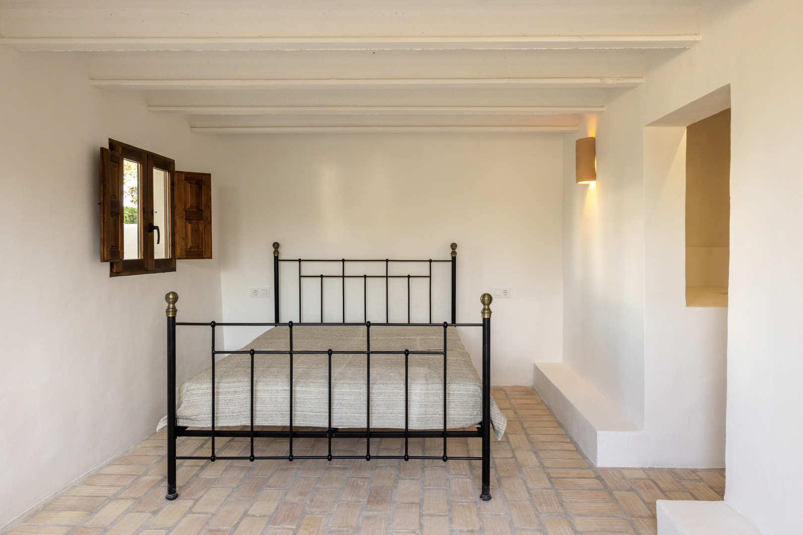 BG-112