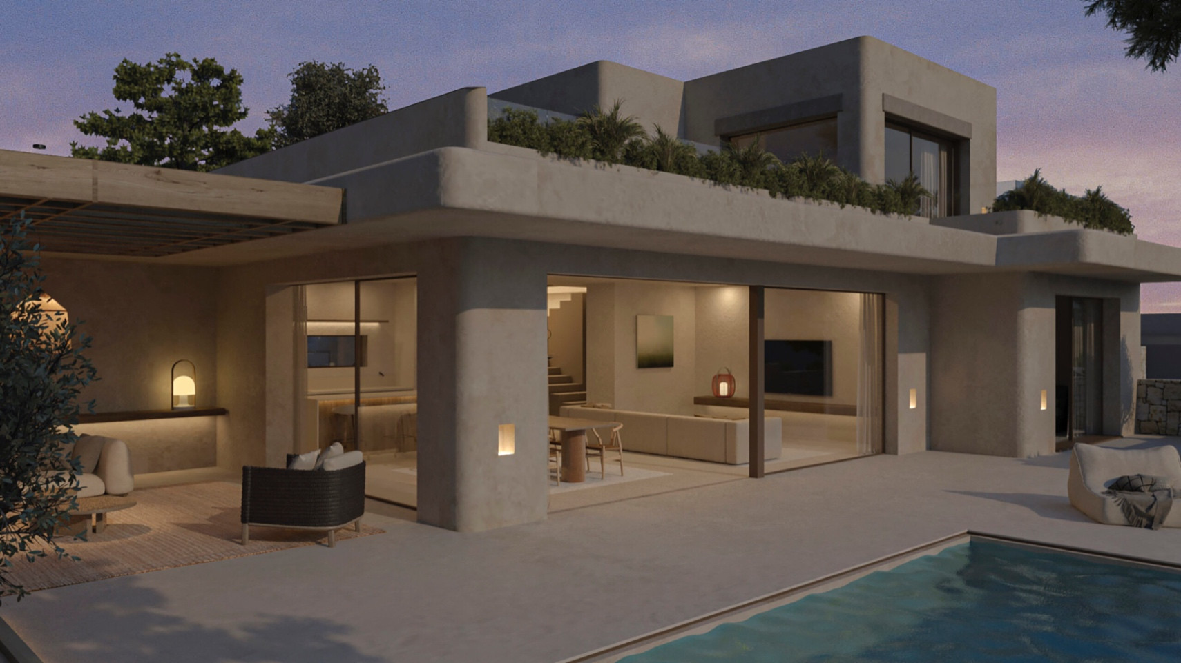 Außenansicht einer modernen Villa in der Dämmerung, mit Pool und Loungebereich unter einer Holzpergola. Helle Innenräume zeigen eine offene Küche und einen Wohn-Essbereich.