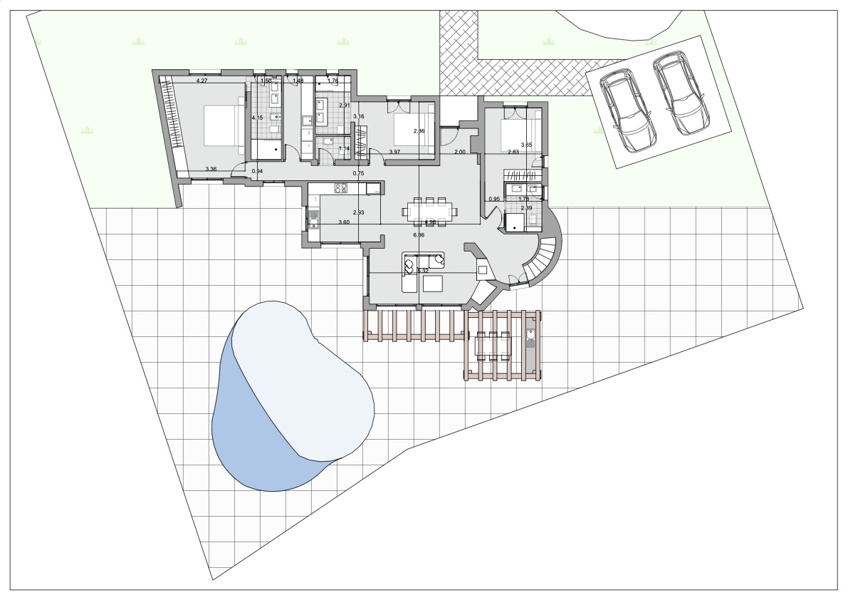 Detaillierter Grundriss des Hauptgeschosses mit vier Schlafzimmern mit En-Suite-Bädern, offenem Wohnbereich und Terrasse mit Pool und Außenküche.