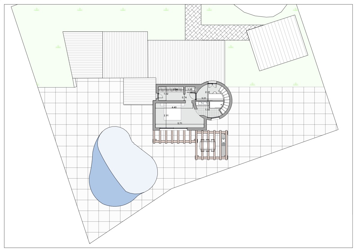 Technischer Grundriss mit Darstellung des Schlafzimmers, der Wendeltreppe, des Poolbereichs und der Terrasse mit Pergola für den Außenbereich.