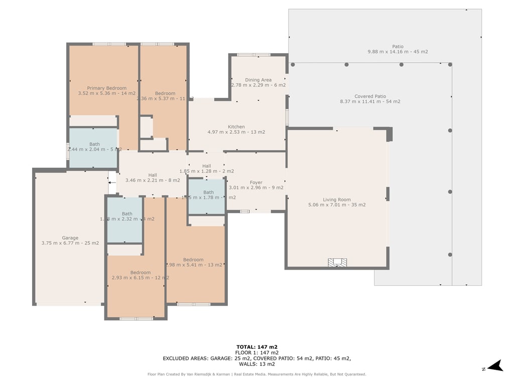 Detaillierter Grundriss der 147 m² großen Villa mit Darstellung der vier Schlafzimmer, drei Badezimmer, des Wohnzimmers und der 54 m² großen überdachten Terrasse.