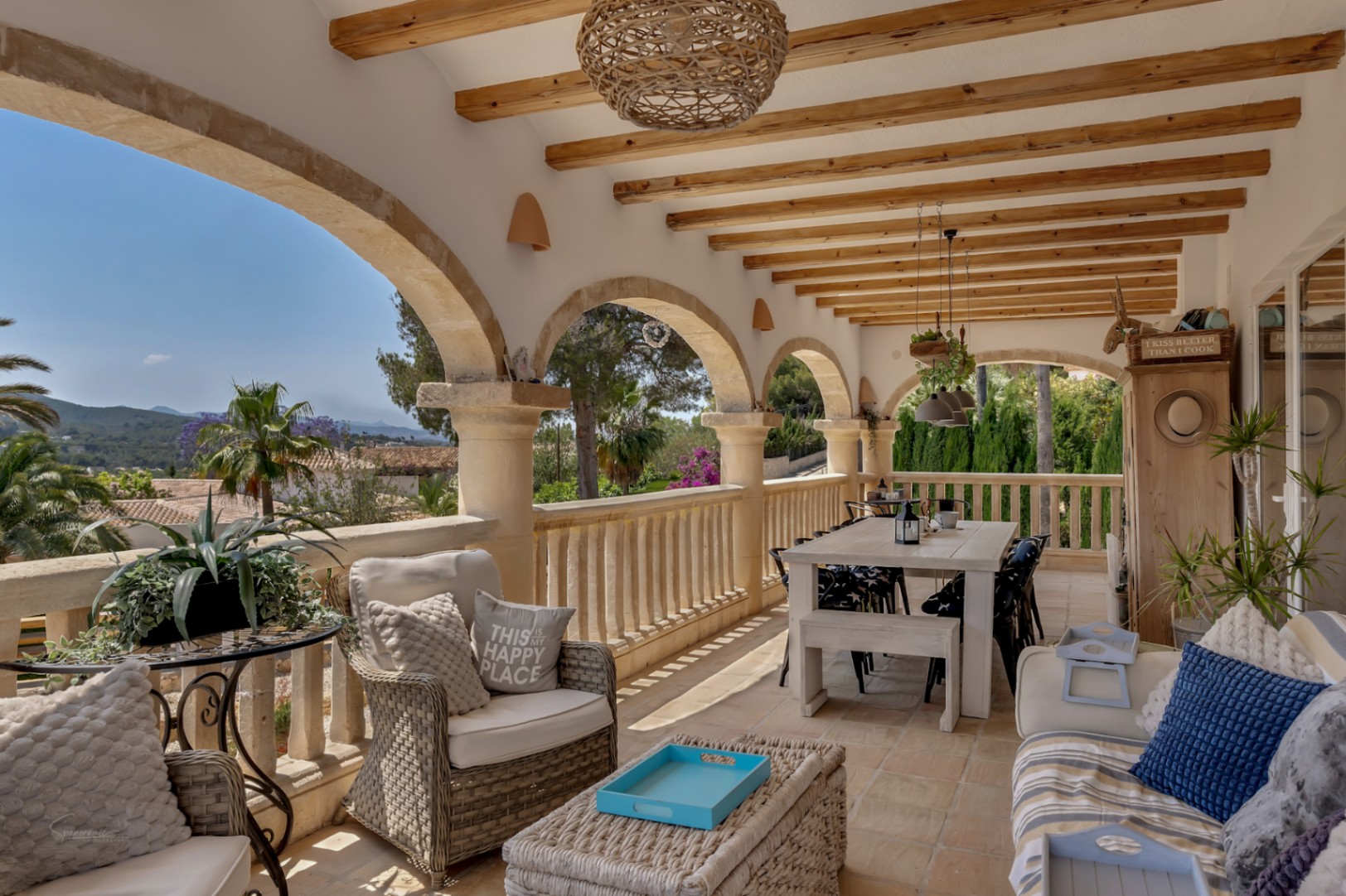Villa in Jávea mit privatem Pool und Bergblick
