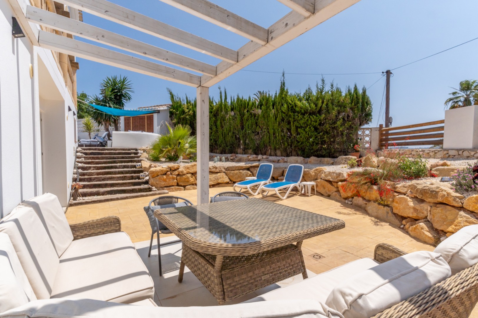 Villa in Jávea mit privatem Pool und Bergblick