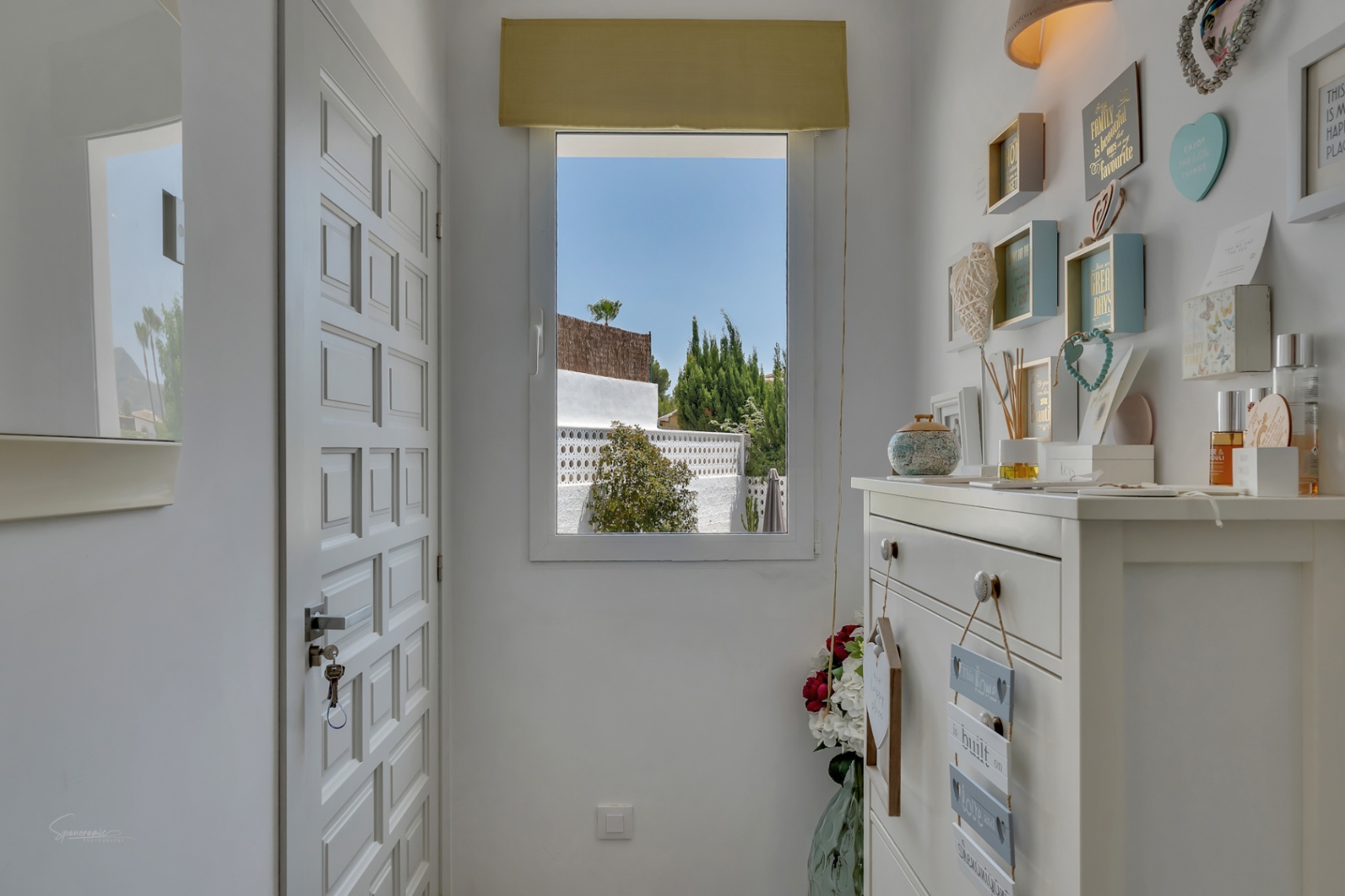Villa in Jávea mit privatem Pool und Bergblick