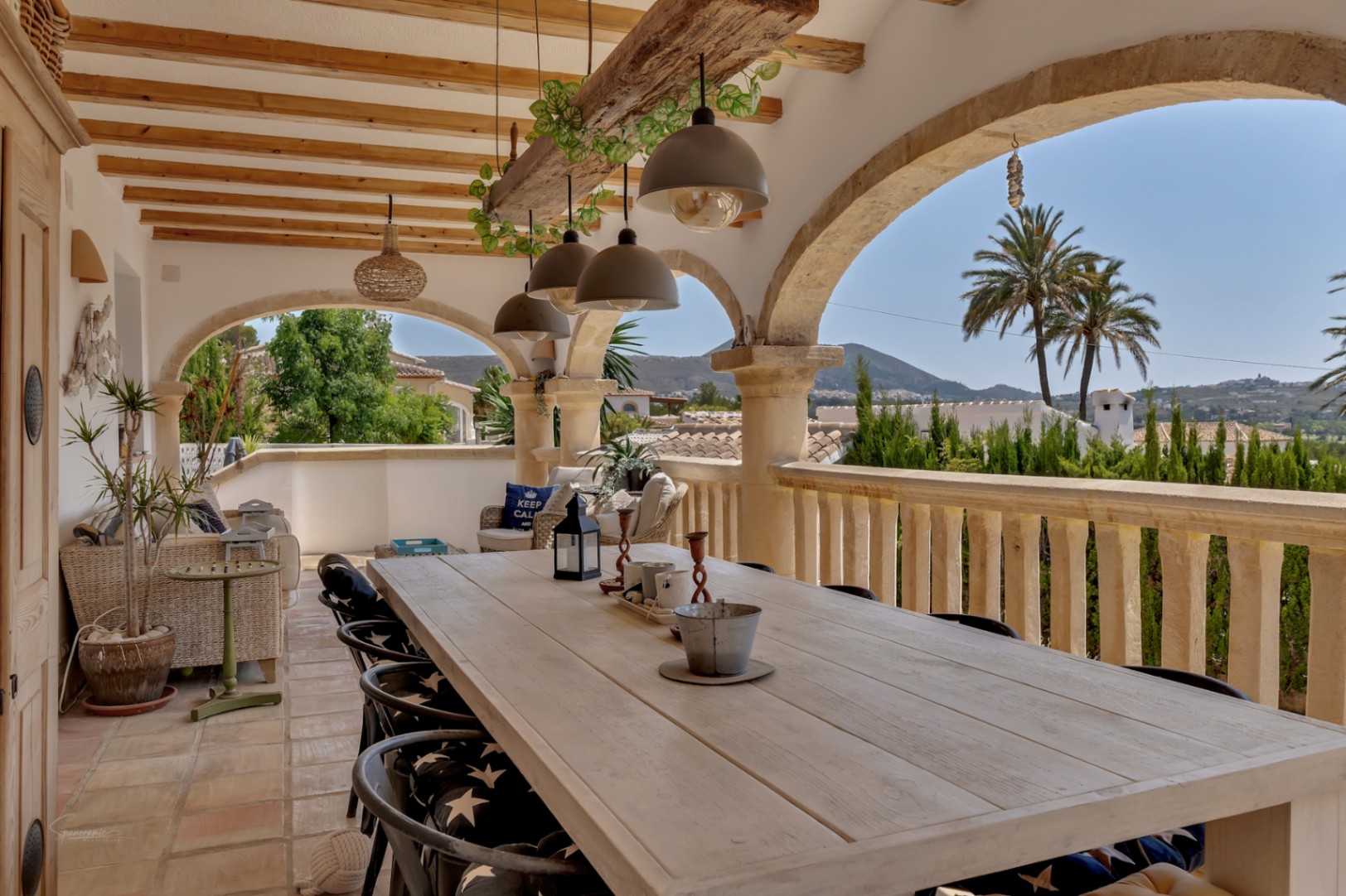 Villa in Jávea mit privatem Pool und Bergblick