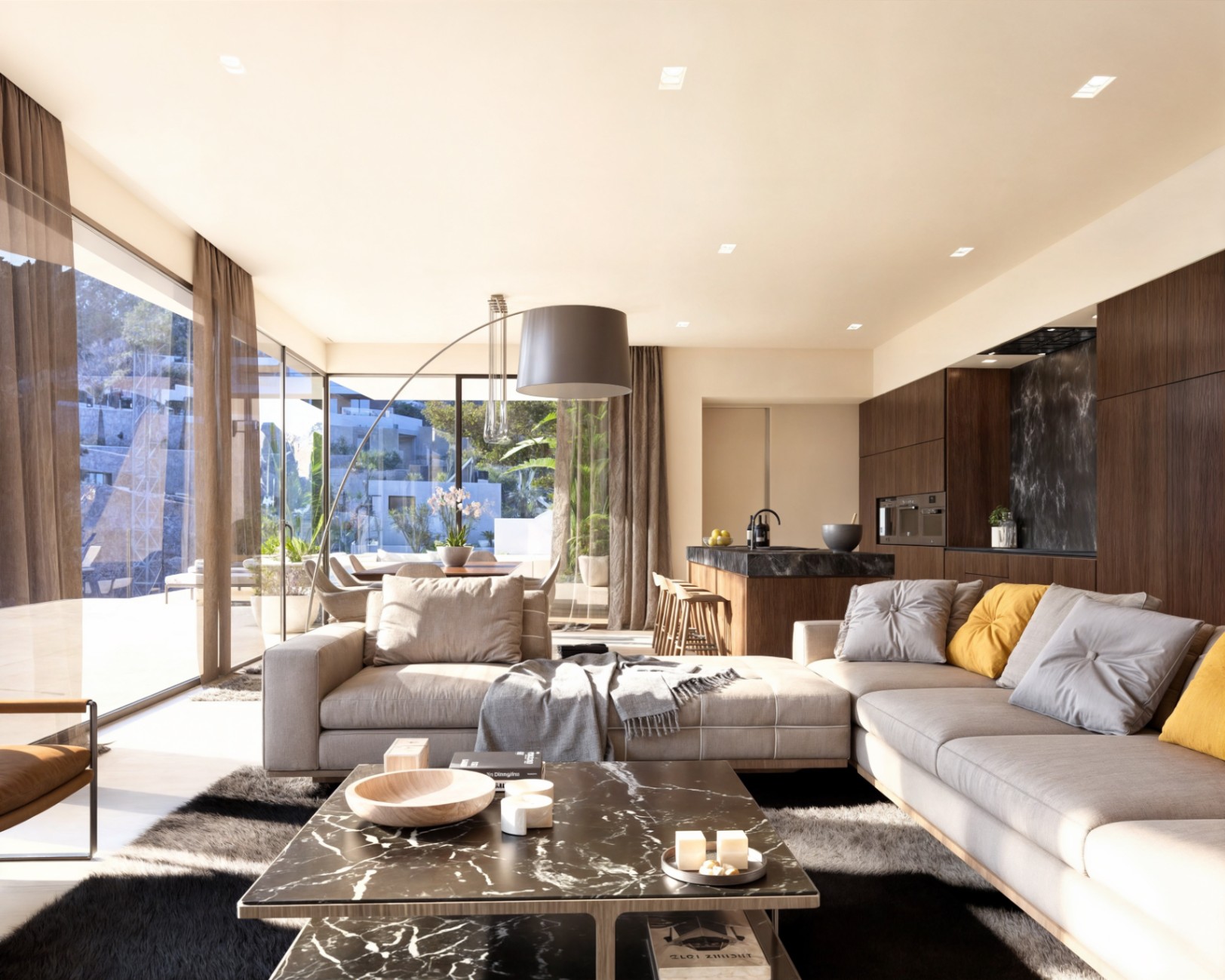 Offener Wohnbereich mit großem L-Sofa, Couchtisch aus schwarzem Marmor und integrierter Küche mit dunklen Holzfronten und bodentiefen Glasfronten.