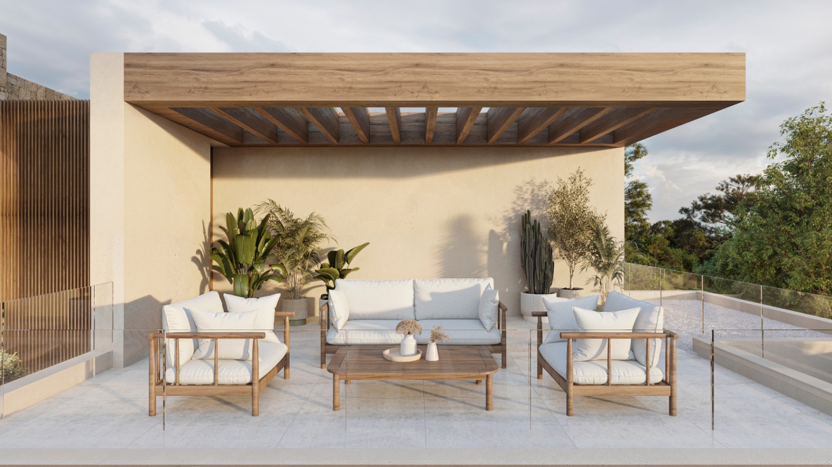 Außenloungebereich unter einer Holzpergola mit Designermöbeln aus Holz, hellen Steinböden und Glasgeländern für eine offene Atmosphäre.
