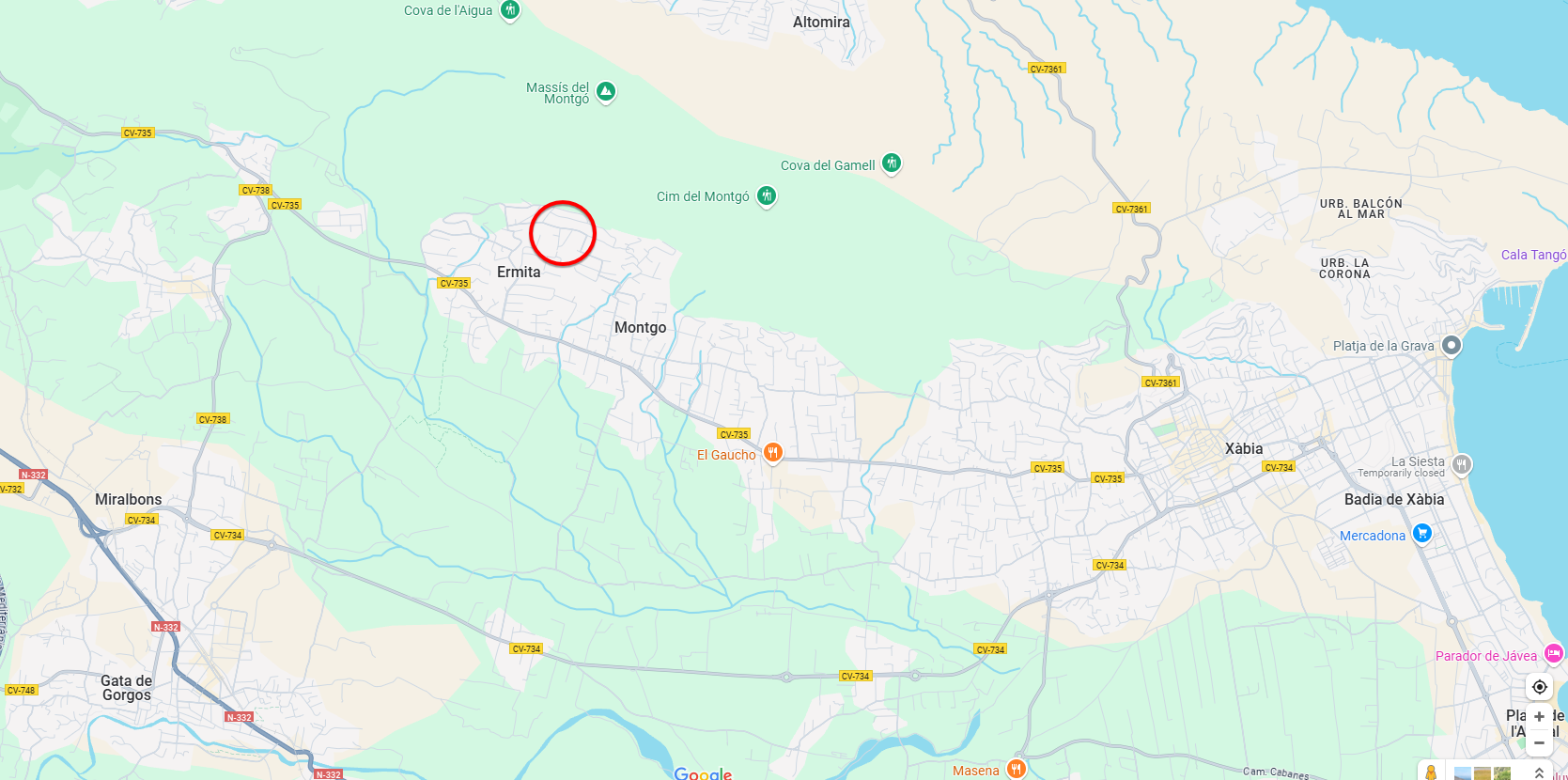 Detaillierte Lagekarte, die die Position der Immobilie in der Nähe des Montgó-Massivs in Xàbia zeigt und das Wohngebiet Ermita hervorhebt.