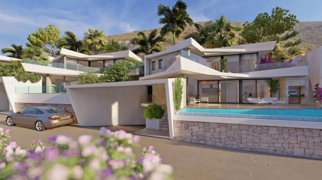 Moderne, mehrstöckige Villa mit markanter weißer Fassade, Infinity-Pool über einer Natursteinmauer und integriertem Grillbereich in mediterraner Umgebung.