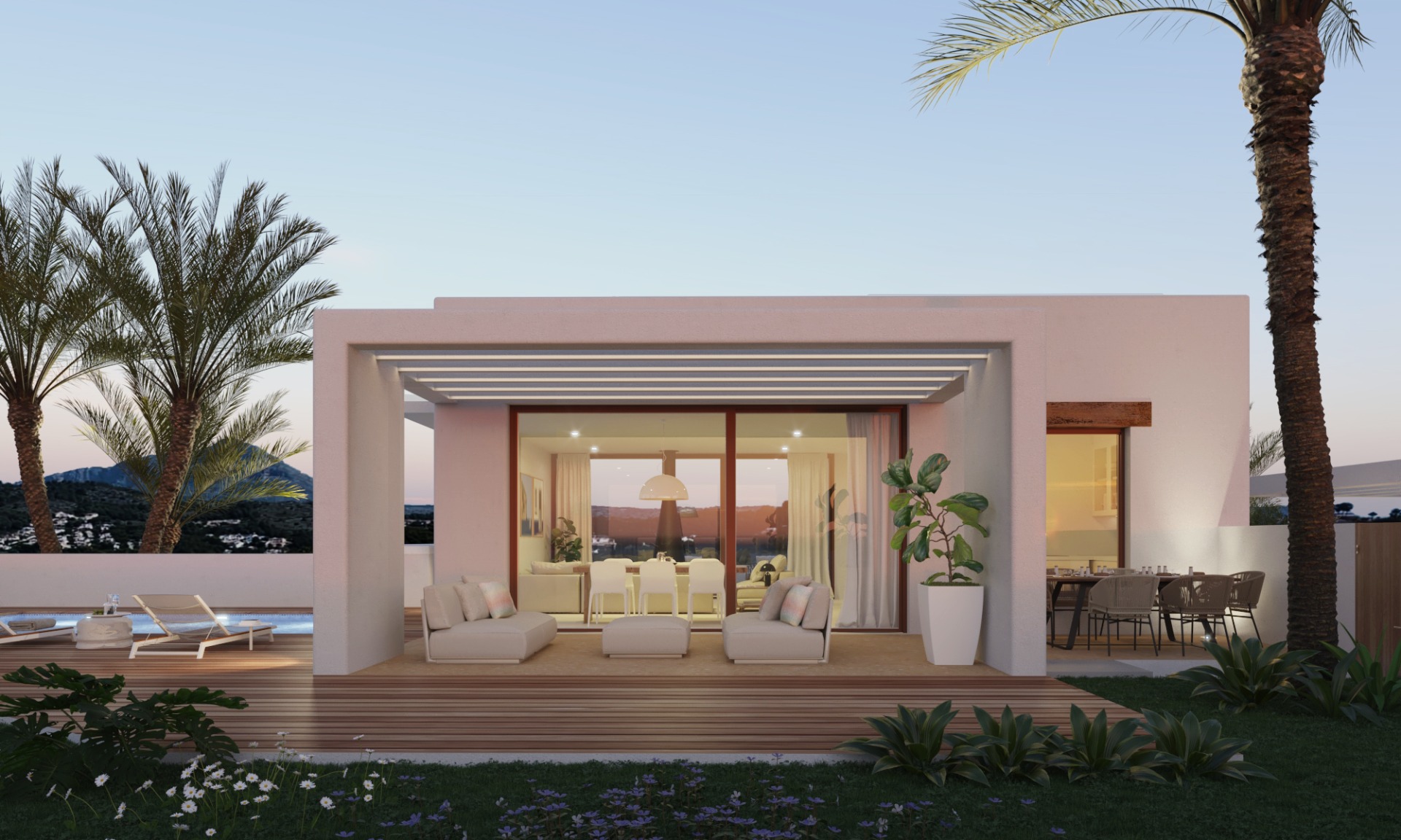 Außenansicht der modernen Villa mit Holzterrasse, überdachter Lounge unter einer Pergola und großen Glastüren mit Blick auf den Pool und den Montgó.