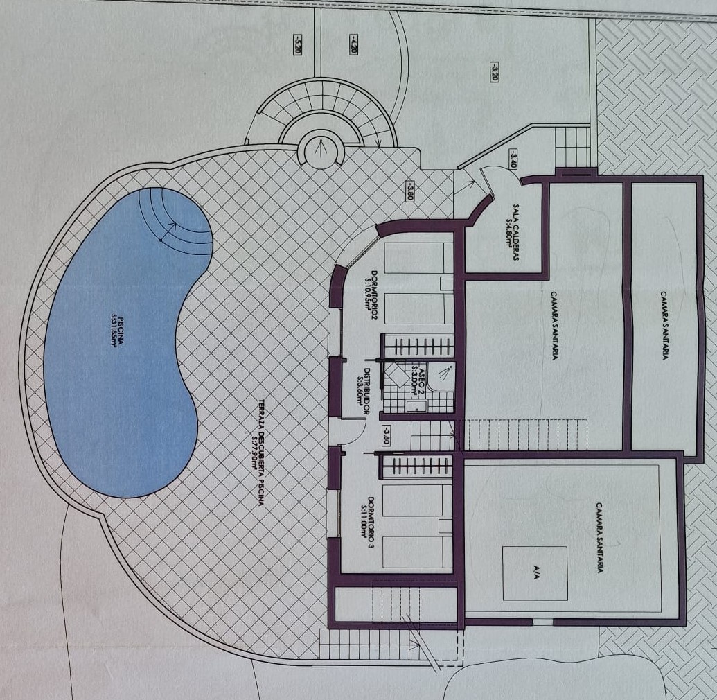 Architekturplan: privater Pool, offene Terrasse und Schlafzimmeraufteilung in Benitachell.