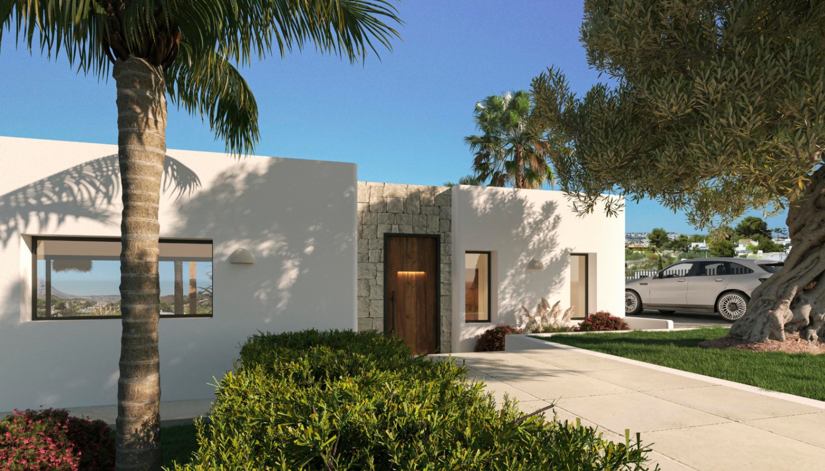 Moderne mediterrane Fassade mit weißen Wänden, Natursteinakzenten und einer Holzeingangstür, eingebettet in einen Garten mit Palmen und Olivenbäumen.